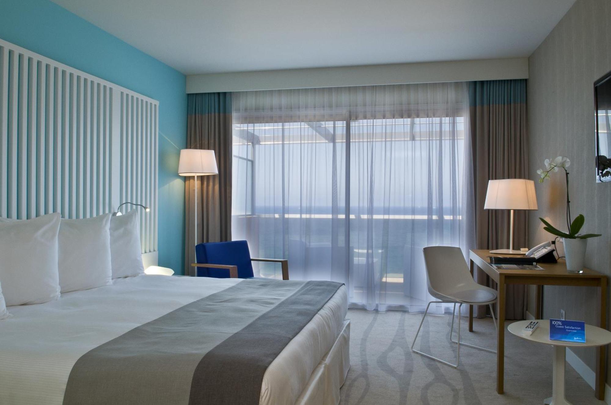 Superior Room - Sea View & Balcony